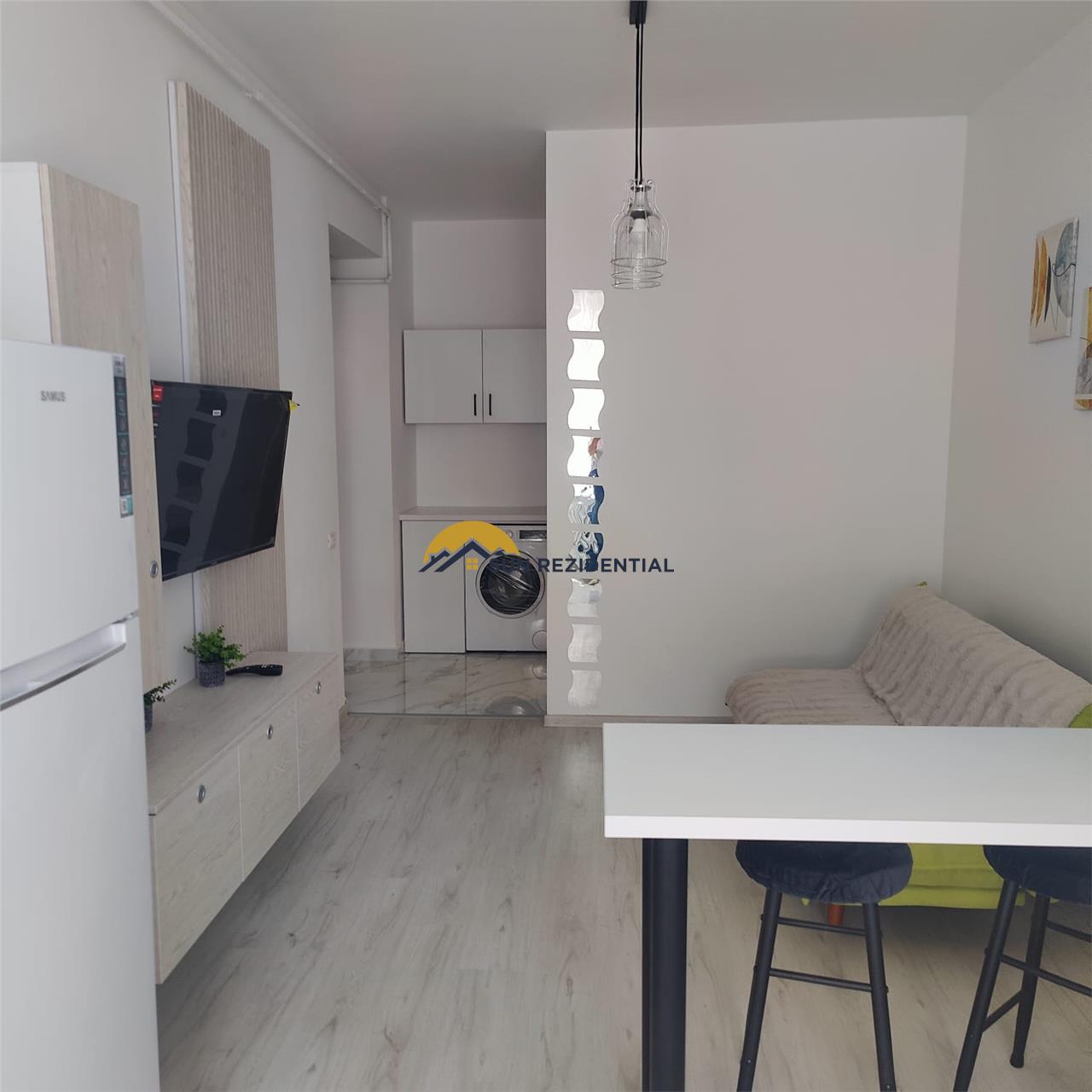 Militari Residence-Apartament 2 camere, bloc nou,  Prima Inchiriere - Rosu