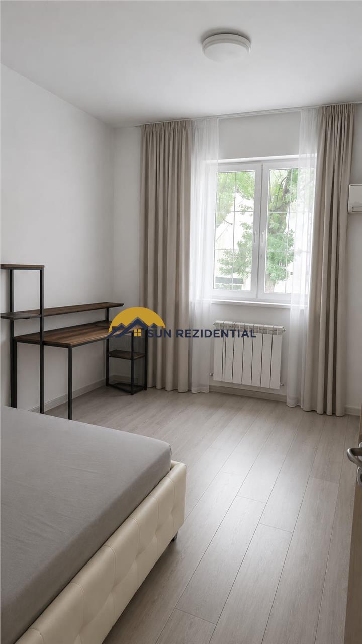 Victoriei-Popa Tatu, Apartament cochet, in vila, 6 camere, la cheie - foto 2