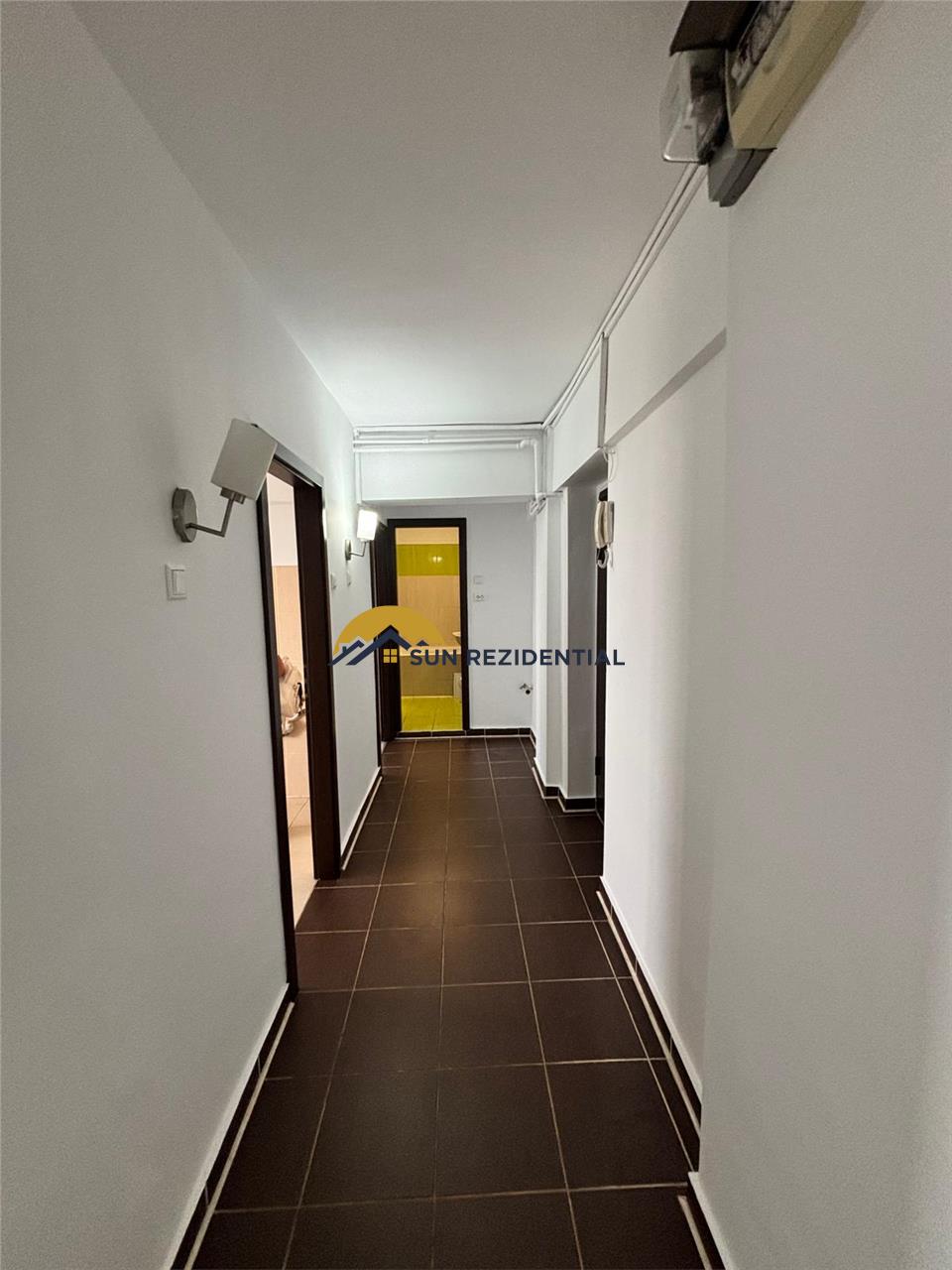 Vitan -Olimpia, apartament decomandat, bloc reabilitat, la cheie - foto 13