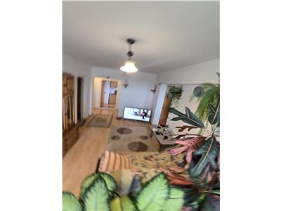 Berceni-Luica,apartament 3 camere transformat in 4 camere