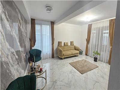 Vila individuala cu piscina, mobilata-utilata modern, disponibila imediat