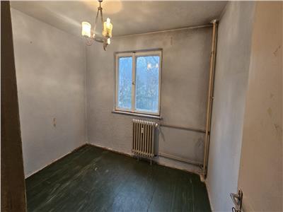 Berceni-Uioara, apartament 3 camere, bloc 4 niveluri