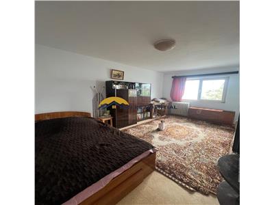 Beceni-Huedin, apartament 2 camere, decomandat, cf1