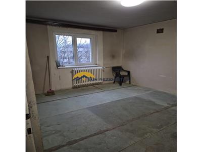 Berceni- Resita Apartament 2 camere, Stradal, Liber